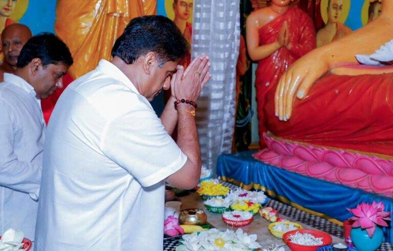 වෙසක් පොහොය වෙනුවෙන් විපක්ෂ නායක කාර්යාලය සංවිධානය කළ ධර්ම දේශනය (VIDEO)