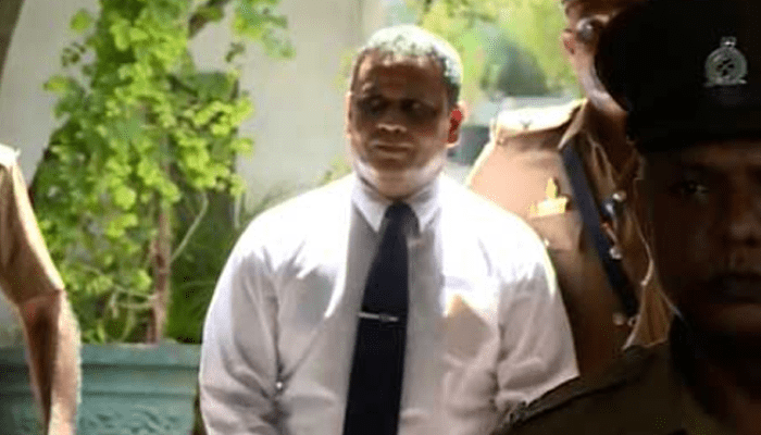 රක්ෂිත බන්ධනාගාරගත කළ වැඩ තහනමට ලක්ව සිටින බන්ධනාගාර කොමසාරිස් ජනරාල් වැලිකඩ බන්ධනාගාර රෝහලට!