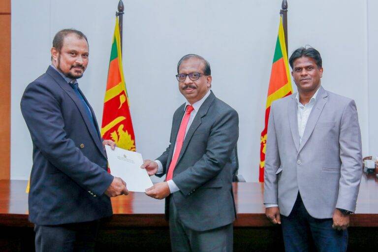 ජාතික මට්ටමේ ක්‍රීඩා වගකීමකට පළමුවරට රුවන් සහ ජයමිණි