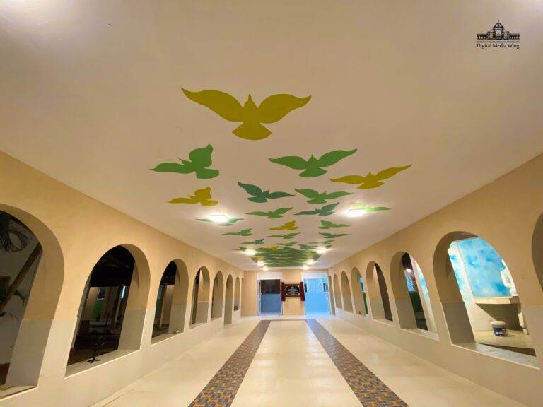 රුහුණු මහා කතරගම දේවාලයේ අරමුදලට බැතිමතුන්ගේ පඬුරු මුදලින් ඉදිකළ කතරගම ප්‍රාදේශීය රෝහලේ නවීන වාට්ටු සංකීර්ණය ජනසතු කළ වගයි!