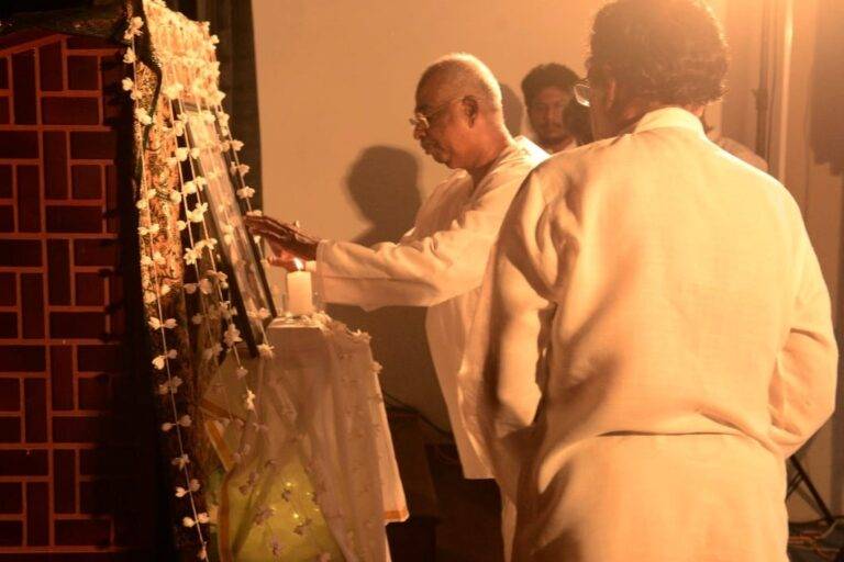 විෂ්ණු වාසුගේ Made in India  එළිදකියි! (PHOTO STORY)