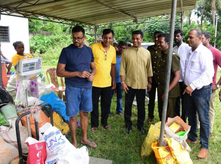 “පරිසර පොළ” ඇමති නලින්දගේ නිරීක්ෂණයට!