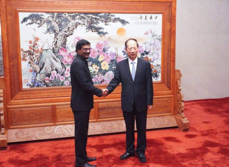 ජනතා විමුක්ති පෙරමුණේ ප්‍රධාන ලේකම් සහ චීන කොමියුනිස්ට් පක්ෂයේ ෂී තැයිෆෙන් අතර හමුවක්!