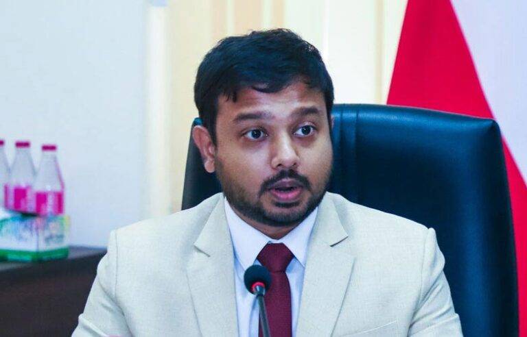 ඊශ්‍රායල රැකියා සඳහා ශ්‍රී ලාංකිකයින් යැවීම තාවකාලිකව අත්හිටුවයි