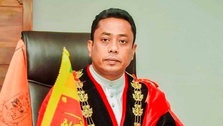 කුරුණෑගල බුවනෙකබා රාජසභා ගොඩනැගිල්ල කැඩූ හිටපු නගරාධිපතිට තවත් චෝදනාවක් – අල්ලස් කොමිසමෙන් විමර්ශන