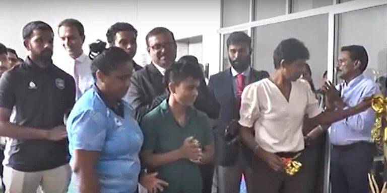 ක්‍රීඩා වෛද්‍ය ඒකකය අලුත්වීම ගැන අලුත් කරන මිනිසාගේ කතාව