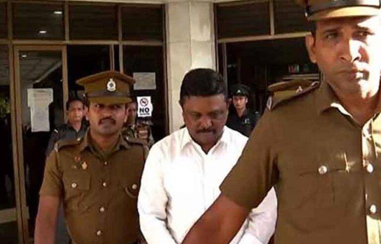 හිටපු ආගමන විගමන පාලක වරද පිළිගනී. දඬුවම් නියම කිරීමට දින දෙයි !