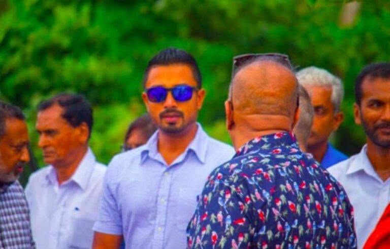 කඳානේ වෙඩිතැබීම : හිටපු ඇමති මංගලගේ පුද්ගලික ලේකම්ට තුවාල. මිතුරා මරුට !
