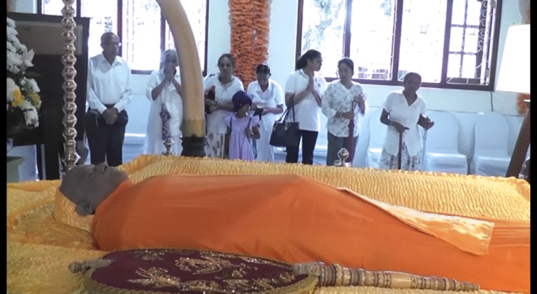 අස්ගිරි පාර්ශවයේ අනුනායක හිමියන්ගේ දේහය අද අස්ගිරි මහා විහාරයට!