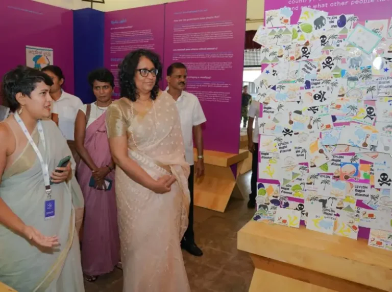 ” කාලය ඇවිත් ” ජංගම ඉතිහාස කෞතුකාගාරය නැරඹීමට අගමැතිනිත් එයි!