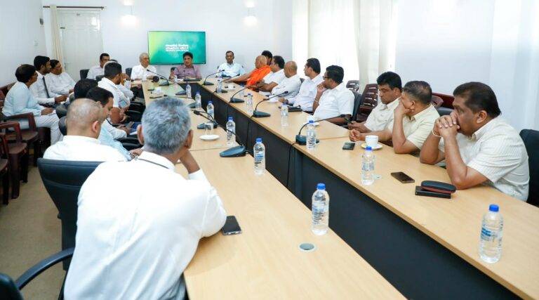 ආණ්ඩුව දැන් සුජාතභාවය ගැන කතා කළාට ඔක්කොටම කලින් දුෂණය එරෙහිව අධිකරණයට ගියේ අපි – විපක්ෂ නායක