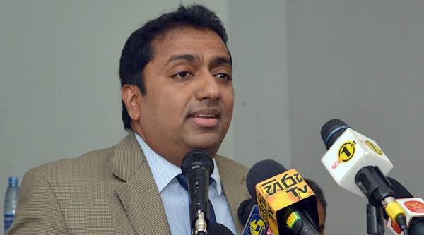 හිටපු අමාත්‍ය අකිල අල්ලස් කොමිසමට!