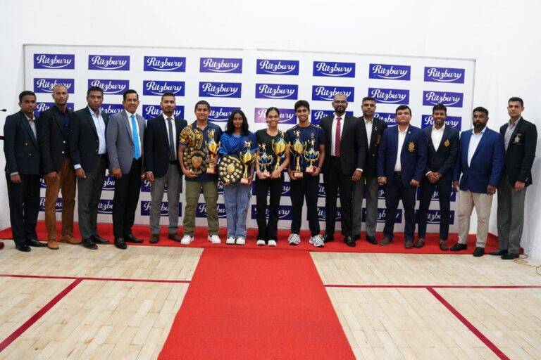 ජාතික කනිෂ්ඨ ස්කොෂ් ශූරතාව මතීෂ විජේසේකරට සහ නෙත්මි වික්‍රමසිංහට