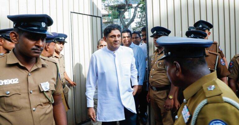 කාසියේ වාසිය සජිත්ට?
