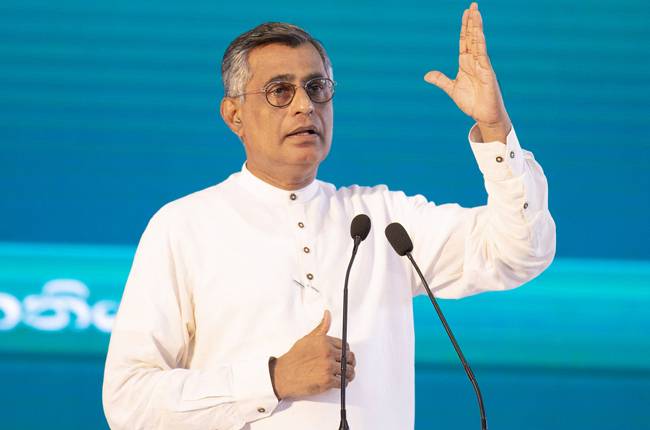 එජපෙටයි සමඟිටයි තවත් නම් දිනන්න බැහැ. අපි අලුත් වැඩක් හදනවා – චම්පික