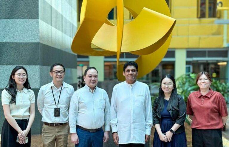 ඩිජිටල් ශ්‍රී ලංකාවක් වෙනුවෙන් දැනුම ලබාගැනීමට සජිත් සිංගප්පූරුවේ ඩිජිටල් සංවර්ධන හා තොරතුරු අමාත්‍යාංශයට