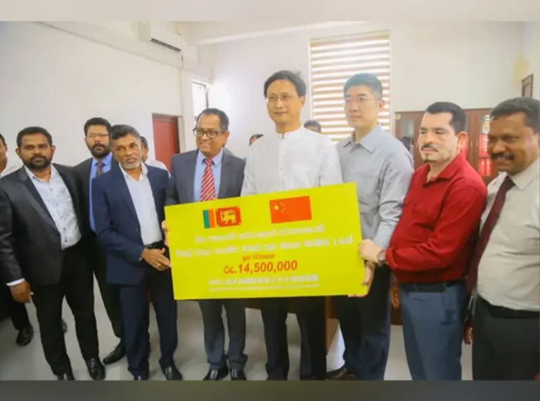 මෙරට සංවර්ධනයට චීන රජයේ සම්පූර්ණ සහය:චීන තානාපති Qizhenhog