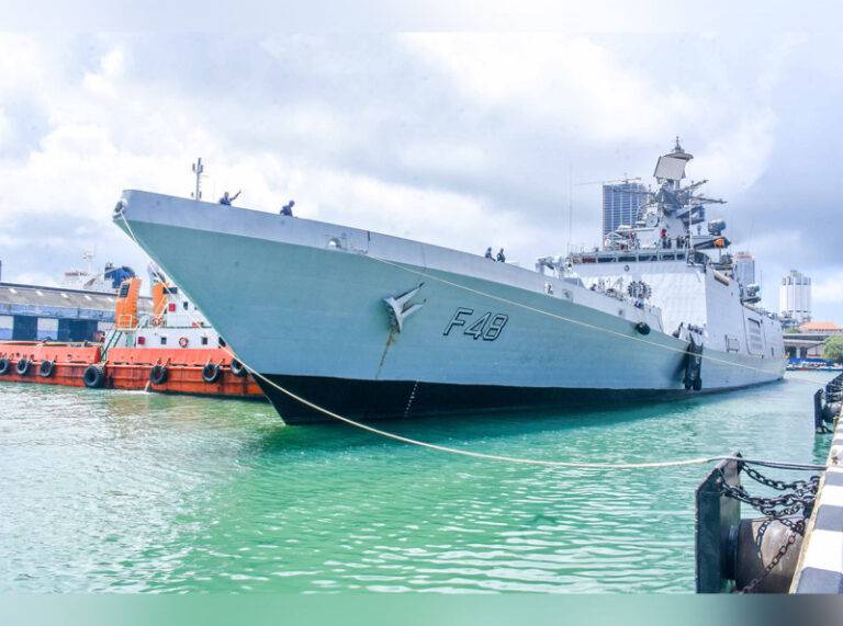  ‘INS SATPURA ’ නෞකාව දිවයිනට..