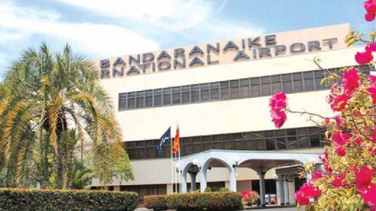 අදත් කටුනායකින් කුෂ් කිලෝ පහක් සමඟ සැකකරුවන් දෙදෙනෙක් අත්අඩංගුවට!