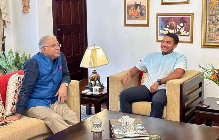 නාමල් රාජපක්ෂ සහ මෙරට ඉන්දීය මහකොමසාරිස් අතර හමුවක්