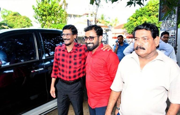 සීමා නීර්ණයට නැවත කොමිසමක් පත්කරනවා. පළාත් සභා ඡන්දය ලබන වසරේ තියන්න බලාපොරොත්තු වෙනවා – ටිල්වින්