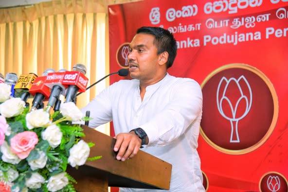 ආණ්ඩුවේ තේමා පාඨය කෙසේ වෙතත් බැලූ බැල්මට ආණ්ඩුව වැඩක් කරන්නේ නෑ කියලා පේනවා – නාමල්