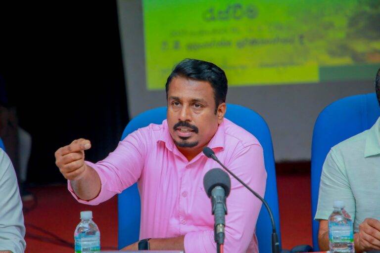 සෙව්වන්දි නාමල් ගැන මොනවත් කියල නෑ. ඇයි මේ කලබල!