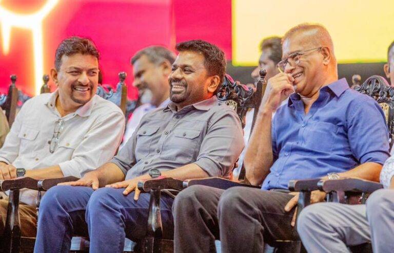 දැන් අපේ රටේ ඉන්නේ පාලකයොයි පාලිතයොයි නෙවෙයි, ජනතාවයි ජනතාවගේ සහෝදරයොයි – ඇමති ලාල්කාන්ත