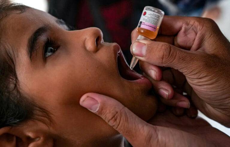පෝලියෝ තුරන් කිරීමේ වැඩසටහන තර්ජනයට ලක්ව ඇති බව WHO සංවිධානය කියයි