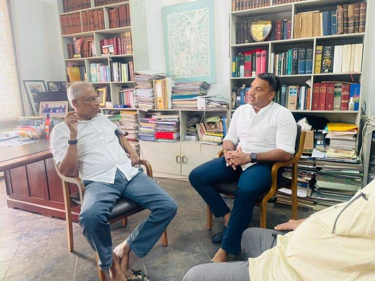 හදිසියේම නාමල් ITAK මහලේකම් හමුවූයේ ඇයි?