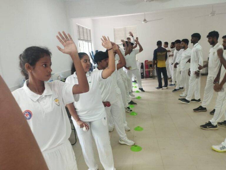 බිංදුවෙන් පටන් ගන්න කෑගල්ල ක්‍රිකට් පුහුණුකරුවන්ට ශ්‍රී ලංකා ක්‍රිකට් මඟ පෙන්වයි
