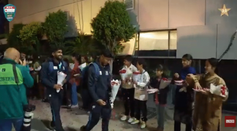 (VIDEO) පකිස්තානු ආදරයෙන් අපේ මතකයට …