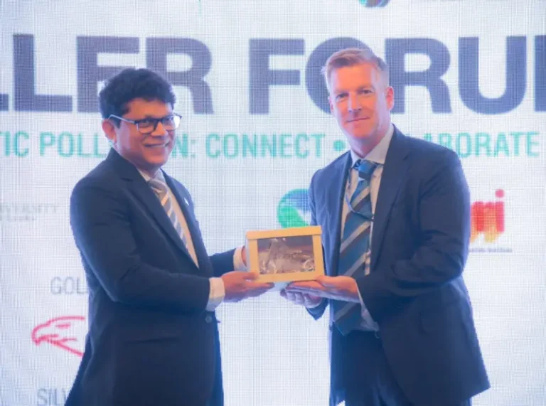 ප්ලාස්ටික් අපද්‍රව්‍ය කළමනාකරණයට සහ ප්‍රතිචක්‍රීයකරණයට විශේෂ වැඩසටහනක්!