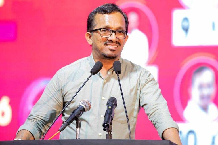 සුනිල් හඳුන්නෙත්ති දේශපාලනික විහිළුවක් බවට පත්වූ හැටි!