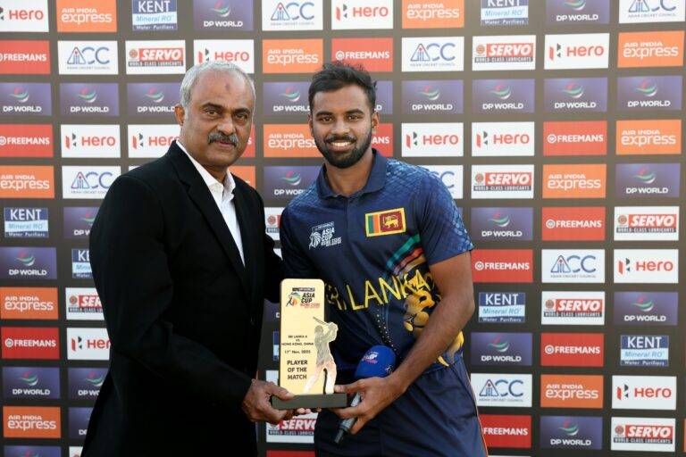 නැඟි එන්නන් අතර ශ්‍රී ලංකාවේ පළමු ජය වාර්තා වෙයි.