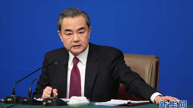 ජපාන නායිකාව සීමාව ඉක්මවා ගිහින් – චීන විදේශ ඇමති