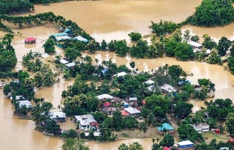 කැළණි ගඟේ ජල මට්ටමත් ඉහළට. කොළඹ ඇතුළු ප්‍රදේශ රැසකට මහ ගංවතුර අනතුරු හැඟවීම් !