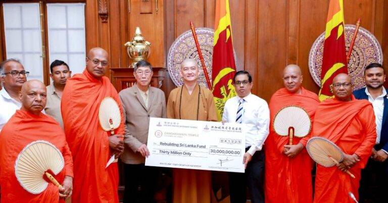 ‘Rebuilding Sri Lanka’ අරමුදලට හුණුපිටිය ගංගාරමයෙන් රු. මි. 30ක මූල්‍ය පරිත්‍යාගයක්!