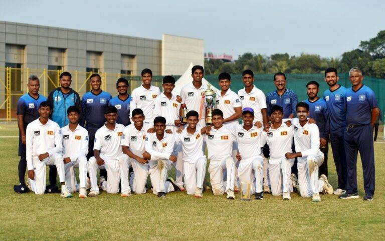 බංගලාදේශයේදී කළ රාජකීය හැරවුම