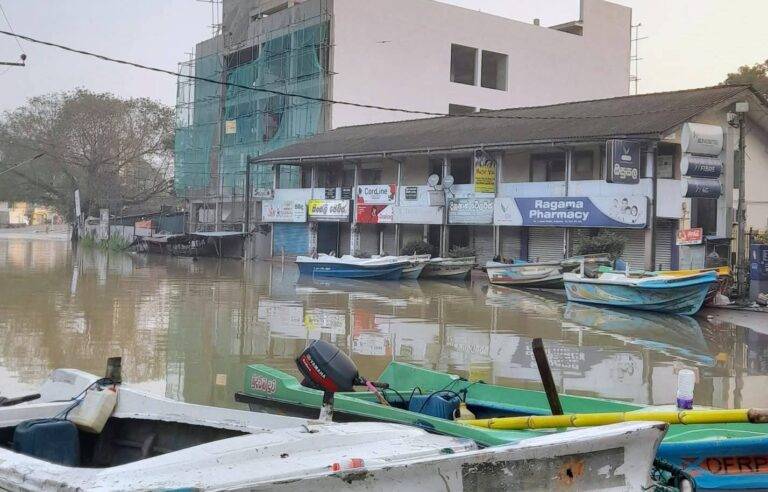 ආපදා තත්ත්වයෙන් මාර්ගවලට සහ පාලම්වලට සිදුවූ හානි කඩිනමින් පිළිසකර කිරීමට කටුයතු!