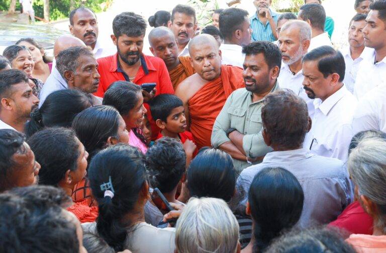 ආපදාවට ලක්වූවන්ගේ සුවදුක් විමසීමට ජනපතිත් යයි!