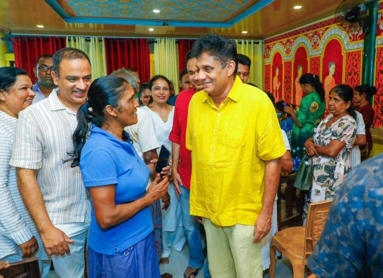 අනේ ප්ලීස් නම් කියන්න එපා. මන් කියනදේ අහලා ඒක කරන්න – සජිත්