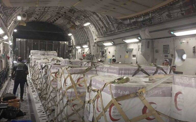 ආපදා ආධාර තොගයක් රැගත් එක්සත් අරාබි එමීර් රාජ්‍යයේ තවත් ගුවන් යානයක් කටුණායකට!