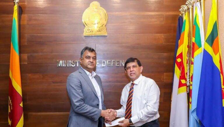 ජාතික ආපදා කළමනාකරණ අරමුදලට තර්ස්ටන් විද්‍යාලයෙන් රු. මි. 3.25 ක පරිත්‍යාගයක්!