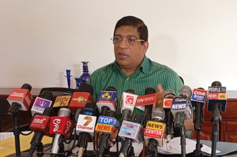 මන්ත්‍රීවරුන්ගේ රක්ෂණ හා වරප්‍රසාද මුදල් කප්පාදුකර සහන වඩපිළිවෙලට යොදන්න – මන්ත්‍රී රවීගෙන් යෝජනාවක්!