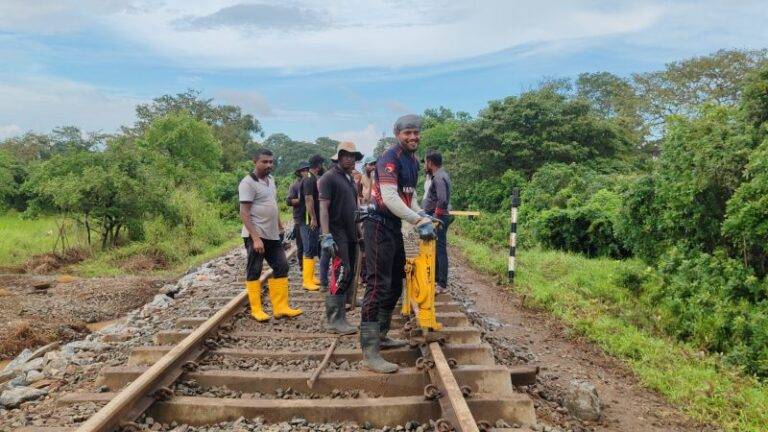 අනුරාධපුරය සිට යාපනය දක්වා දුම්රිය මාර්ගයේ ප්‍රතිසංස්කරණ කටයුතු කඩිනමින්!