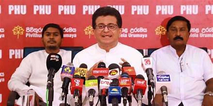 ඇයි මේ සයිරන් ගහන්නේ එවන්නකො SMS එකක්!