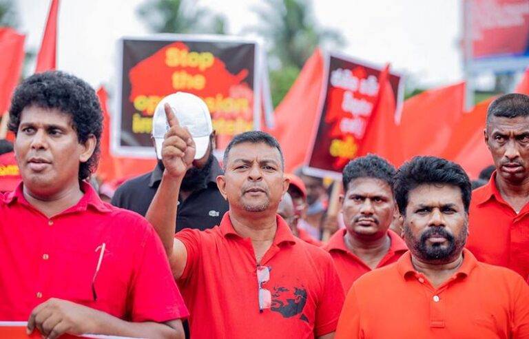 සුළිකුණාටු ව්‍යසනය හමුවේ ආණ්ඩුවේ අනාගතය ….