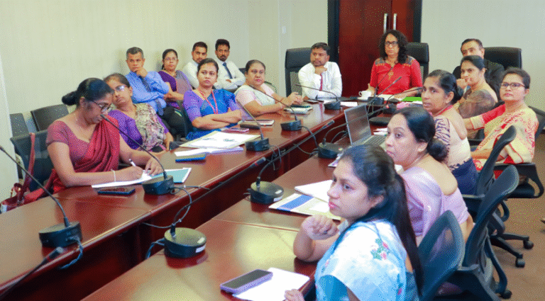 පාසල් සිසුවියන්ගේ සනීපාරක්ෂාව පිළිබඳ නව වැඩපිළිවෙළක්!