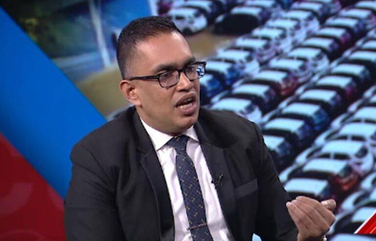 ඇතැම් විදුලි වාහන බදු දැලෙන් රිංගලා ඉතාම අඩු බද්දක් රජයට ගෙවන්නේ. අලුත් බදු ව්‍යුහයක් අවශ්‍යයි – වාහන ආනයනකරුවන් කියයි